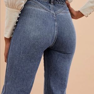 Super Cute High Rise Reformation Jeans! Excellent brand new condition! BARGAIN!